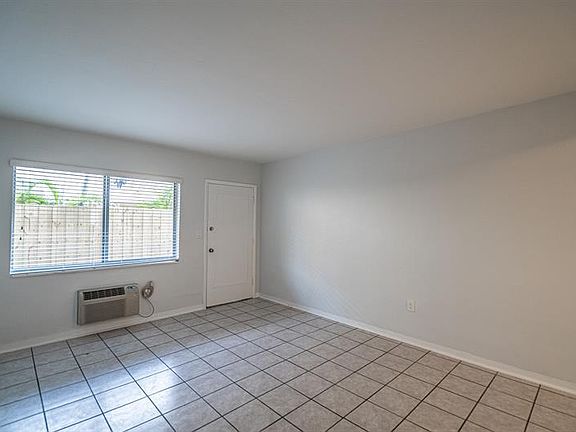 5th image of 7315 Harding Ave Unit 6-7315H-6