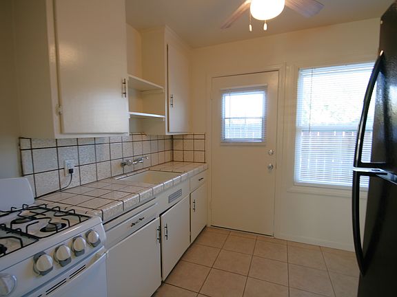 4th image of 3-1010 N Taylor St #5