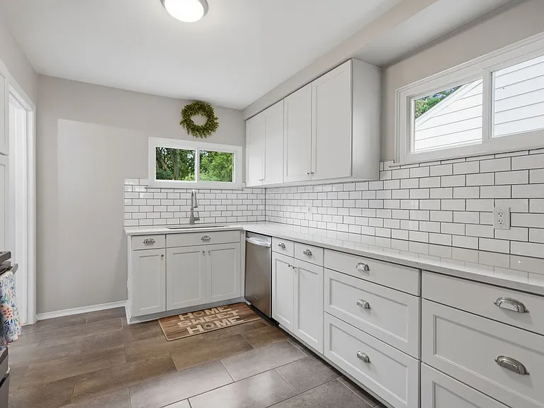 1132 Hickory Ave — Photo 10