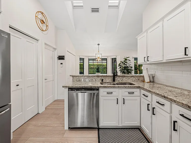 13571 Jonquil Pl — Photo 7