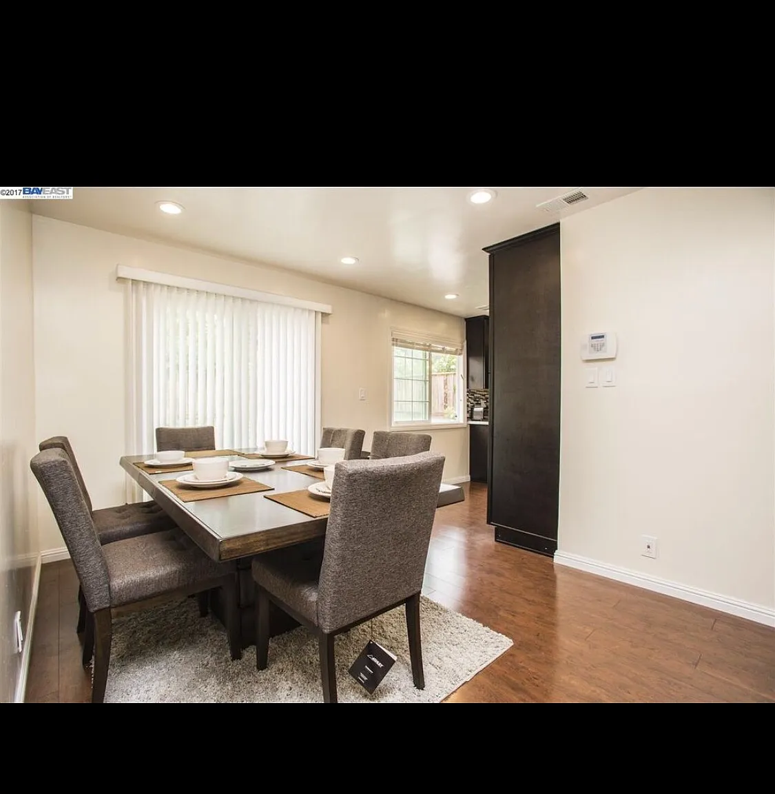 3 bed, 1350 sqft, $2,565 — Photo 4