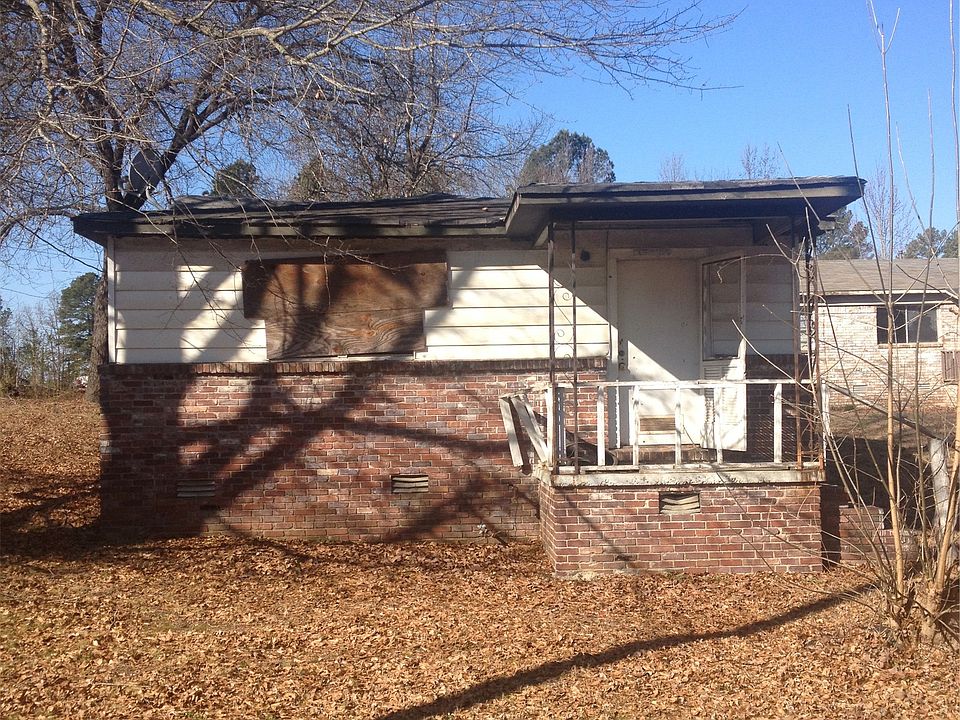 2nd image of 1423 S East St