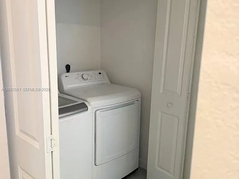 12262 NW 24th Pl — Photo 11