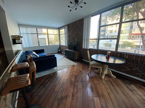 4th image of 206 Park Blvd Suite 210