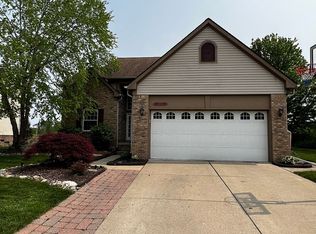 32723 Sand Piper Dr, Romulus, MI 48174