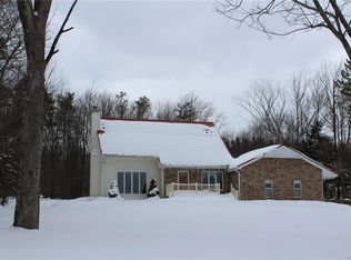 8866 Zimmerman Rd, Hamburg, NY 14075