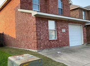 911 Fairbanks Cir, Duncanville, TX 75137
