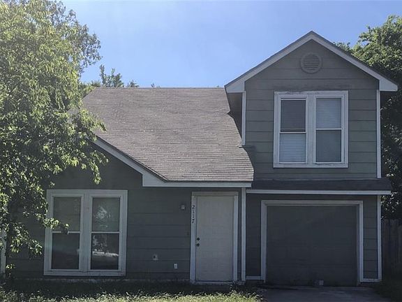 2nd image of 2117 Caprice Dr