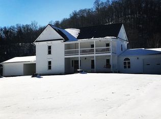 7107 Crocus Creek Rd, Burkesville, KY 42717