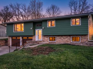 400 Lockwood Dr, Northfield, MN 55057