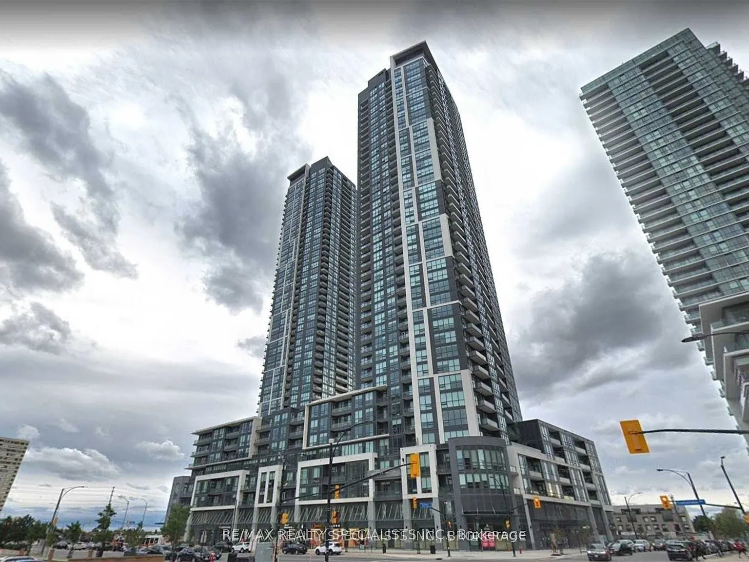 2 bed, $2,350 — Photo 2