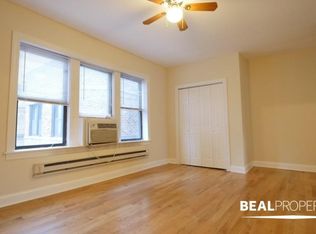 3722 N Pine Grove Ave #S2, Chicago, IL 60613