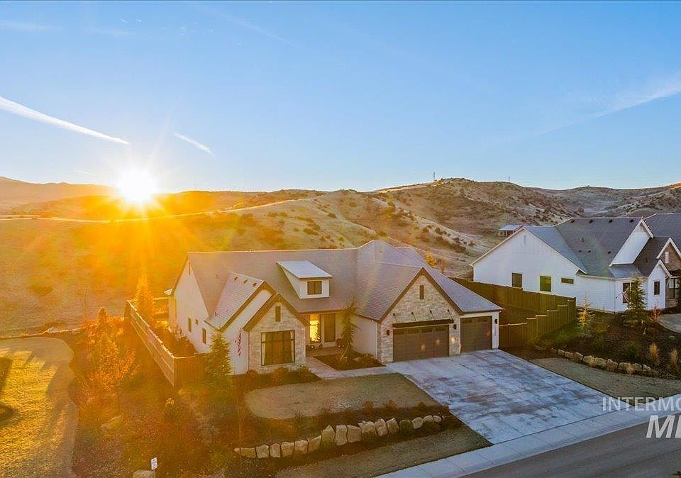 1st image of 11350 N Elk Ridge Way