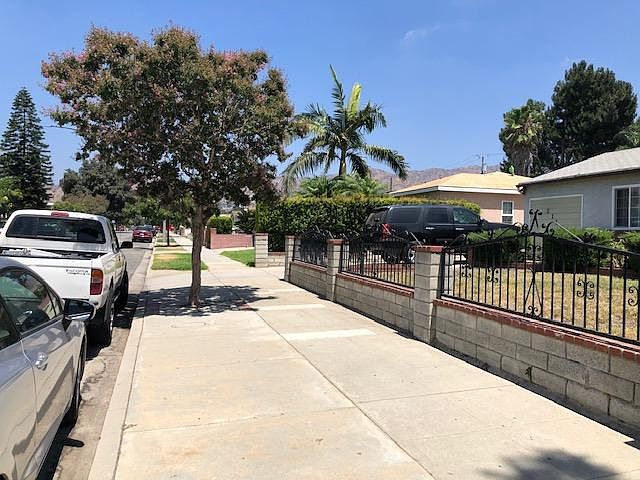 NEIGHBOR LEFT