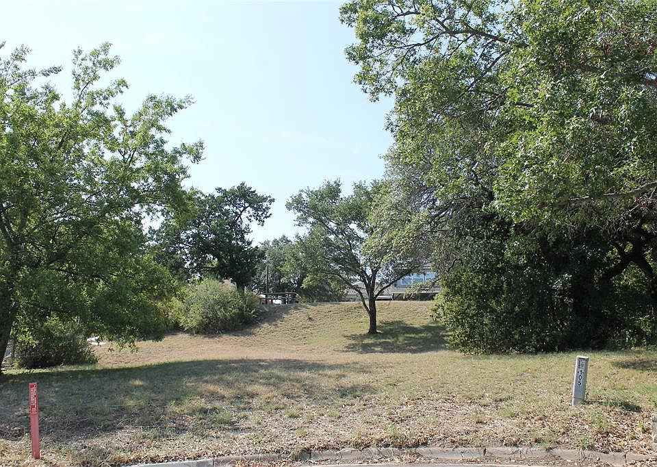 1st image of 105 Roselawn Dr Lot 3