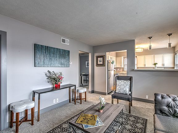 3rd image of 3208 Marcy St APT 3