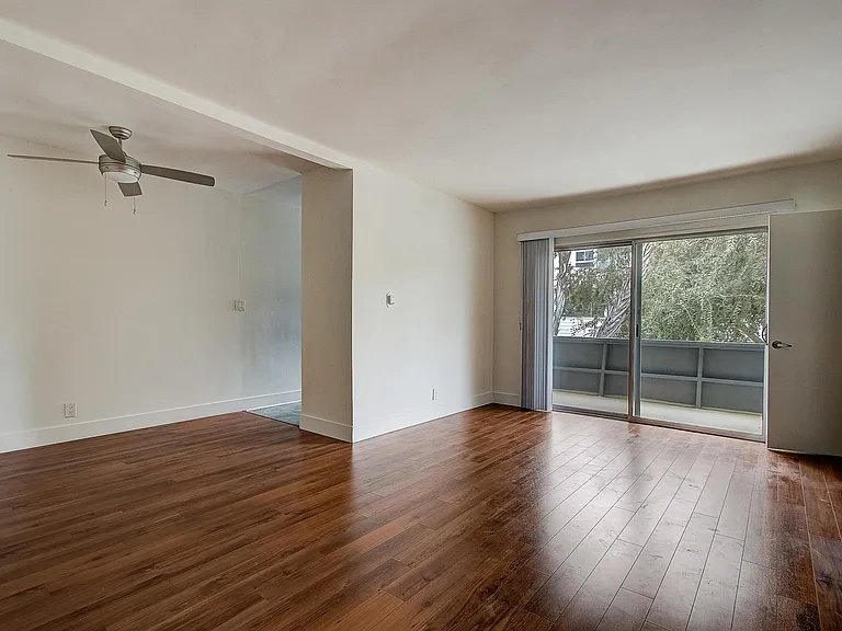 1800 Prosser Ave #9 — Photo 7