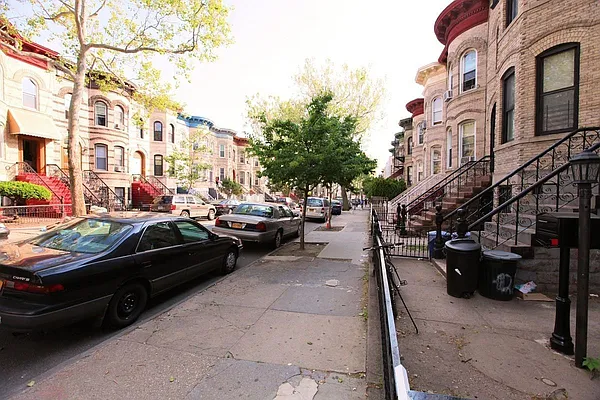 Rented by Massada Home Sales Inc | media 8