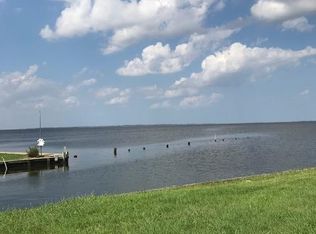 151 E Canvasback Dr, Currituck, NC 27929
