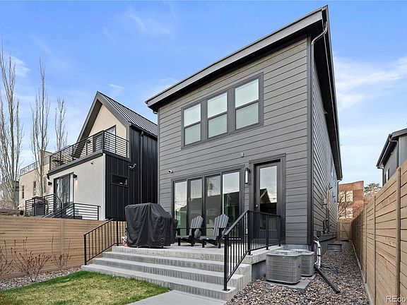 4th image of 3646 Quivas Street