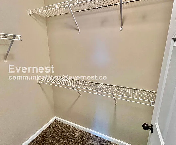 5867 Pine Rd — Photo 24