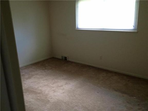 2nd image of 29432 Gramercy Ct