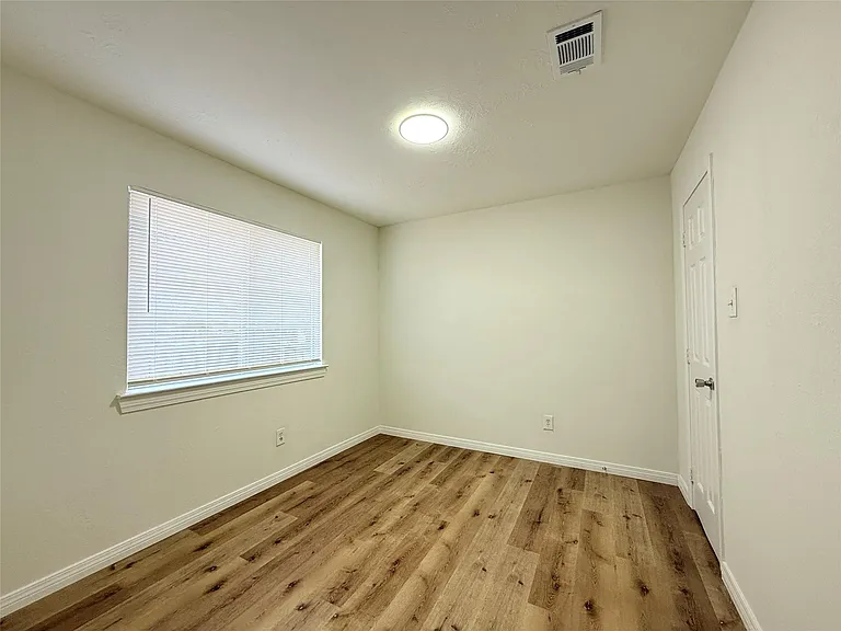 5122 Breckenridge Dr — Photo 9