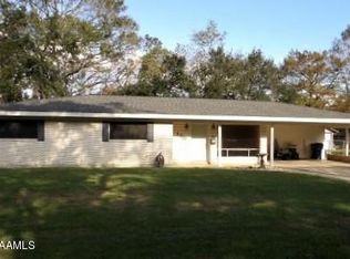 130 Avenue N, Crowley, LA 70526