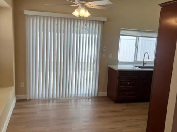 29366 Crest View Ln, Highland, CA 92346