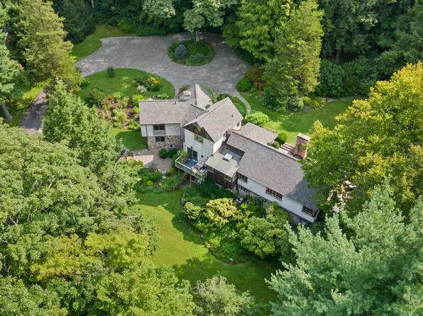 23 Old Mailcoach Road, Redding, CT 06896