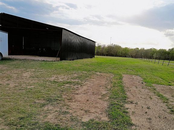 5th image of 1042 Los Ranchitos Rd