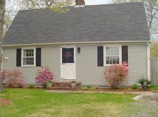 37 Swan Lake Rd, West Yarmouth, MA 02673