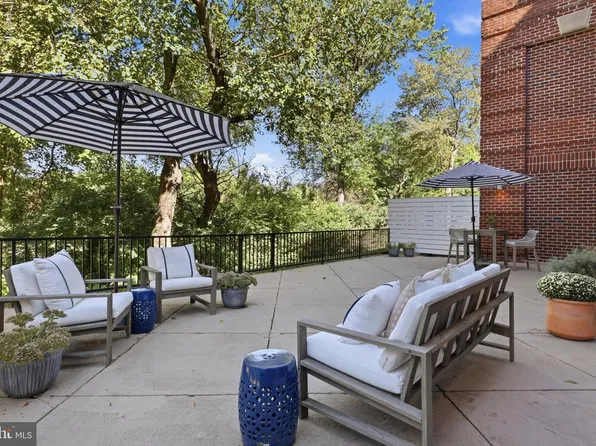 625 Slaters Ln #G-03, Alexandria, VA 22314