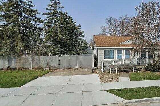 1st image of 30769 Brush St