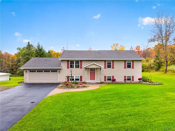 9393 Harris Rd, Lee Center, NY 13363