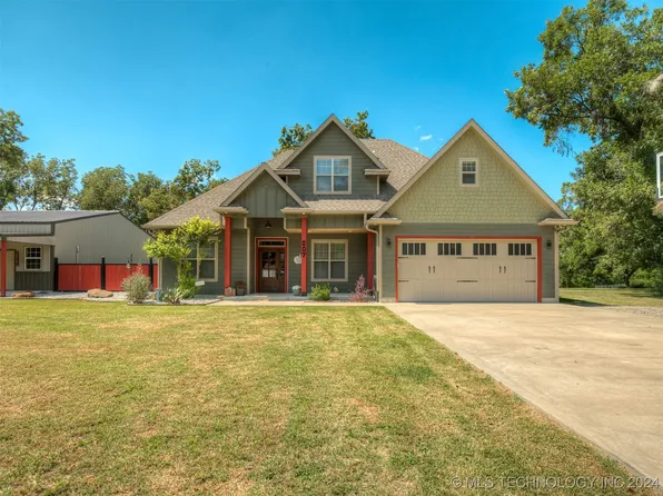 807 N E St, Eufaula, OK 74432