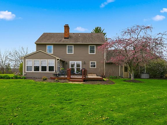 2nd image of 7020 East Cres #900-N