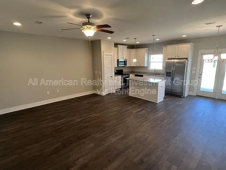 400 Mattie M Kelly Blvd — Photo 5