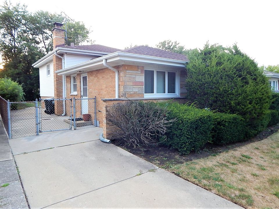 1st image of 8908 National Ave