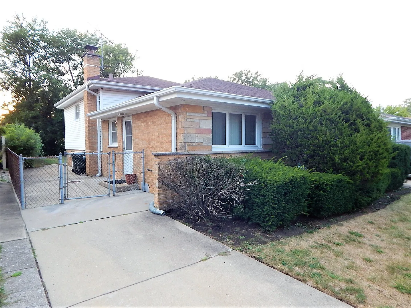 8908 National Ave photo 1