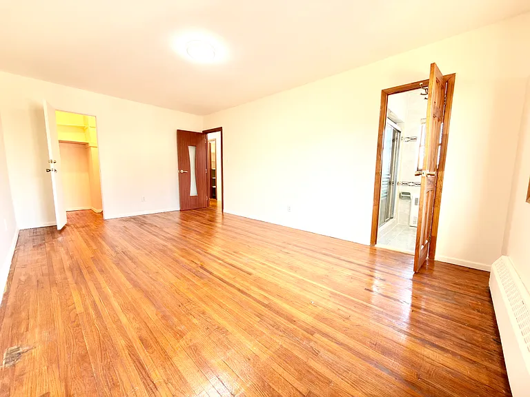 185 Oxford St #2 — Photo 15