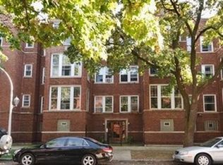 7658 N Sheridan Rd #3, Chicago, IL 60626