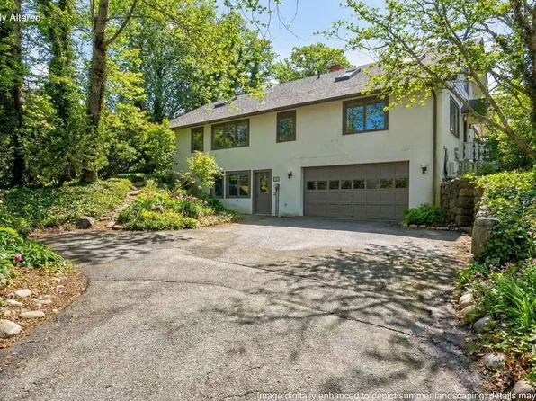 41 Quissett Avenue, Woods Hole, MA 02543