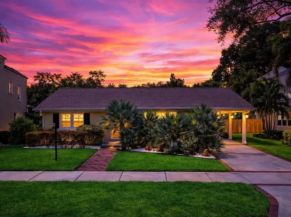 2400 Andalusia Way NE, Saint Petersburg, FL 33704