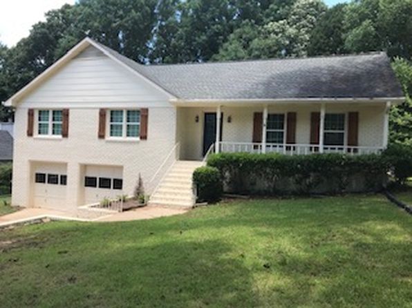 160 Saint Paul Dr