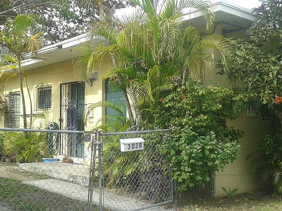 Duplex, side entrance