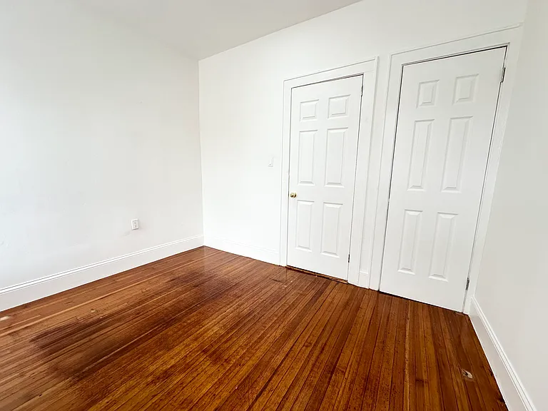 1916 Palmer Ave #2L — Photo 10