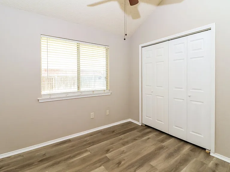 8409 Tallahassee Ln — Photo 14