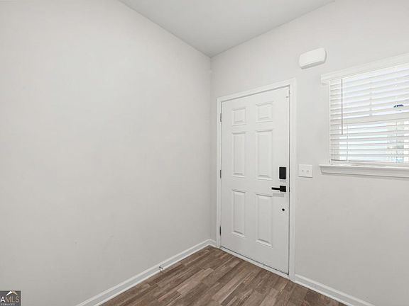 5th image of 7041 Livia Point