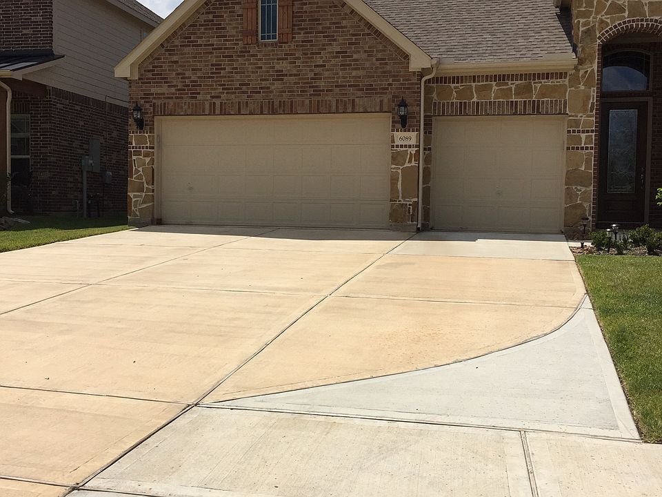 1st image of 6089 Oxford Ct